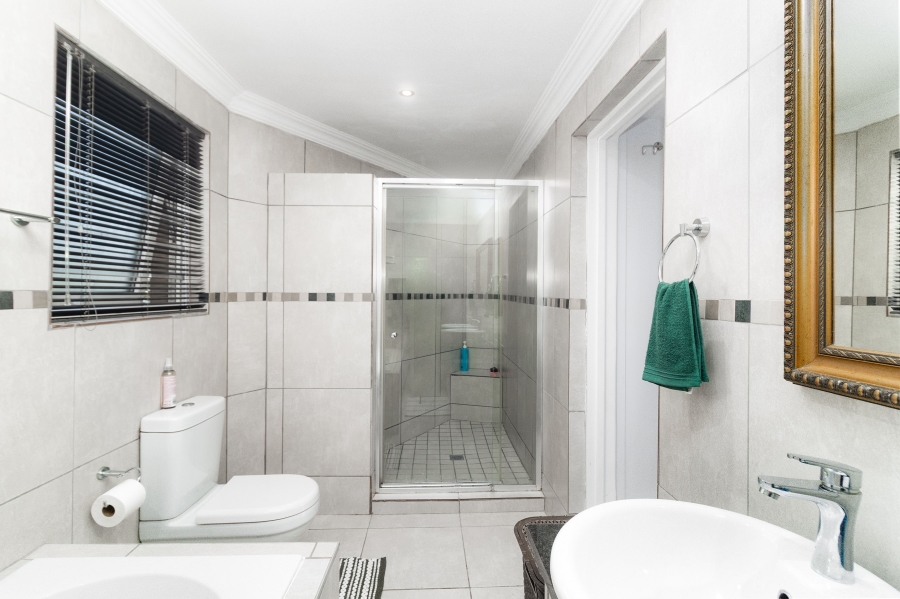 4 Bedroom Property for Sale in Brackenfell South Western Cape